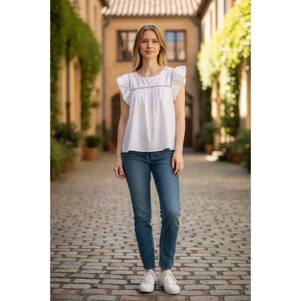 White Eyelet Flutter Sleeve Blouse‎
